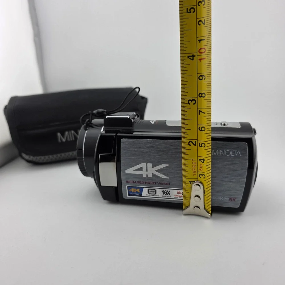 Minolta MN4K20NV 4K Ultra HD Camcorder Infrared Night Vision‎ Black Plus Case